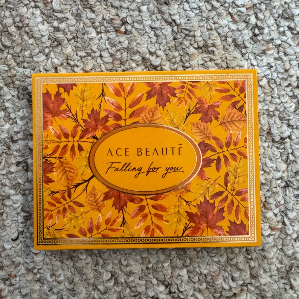 Ace Beaute Falling for You Eyeshadow Palette